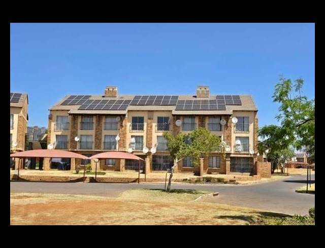 2 BEDROOM APARTMENT FOR SALE IN KARENPARK